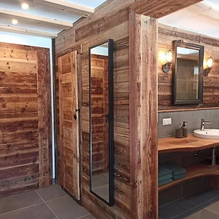 Bergfee ファームステイ *